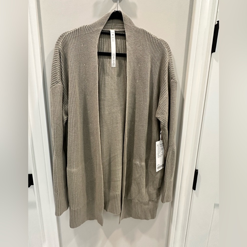 Brand new with tags lululemon cashlu sweater